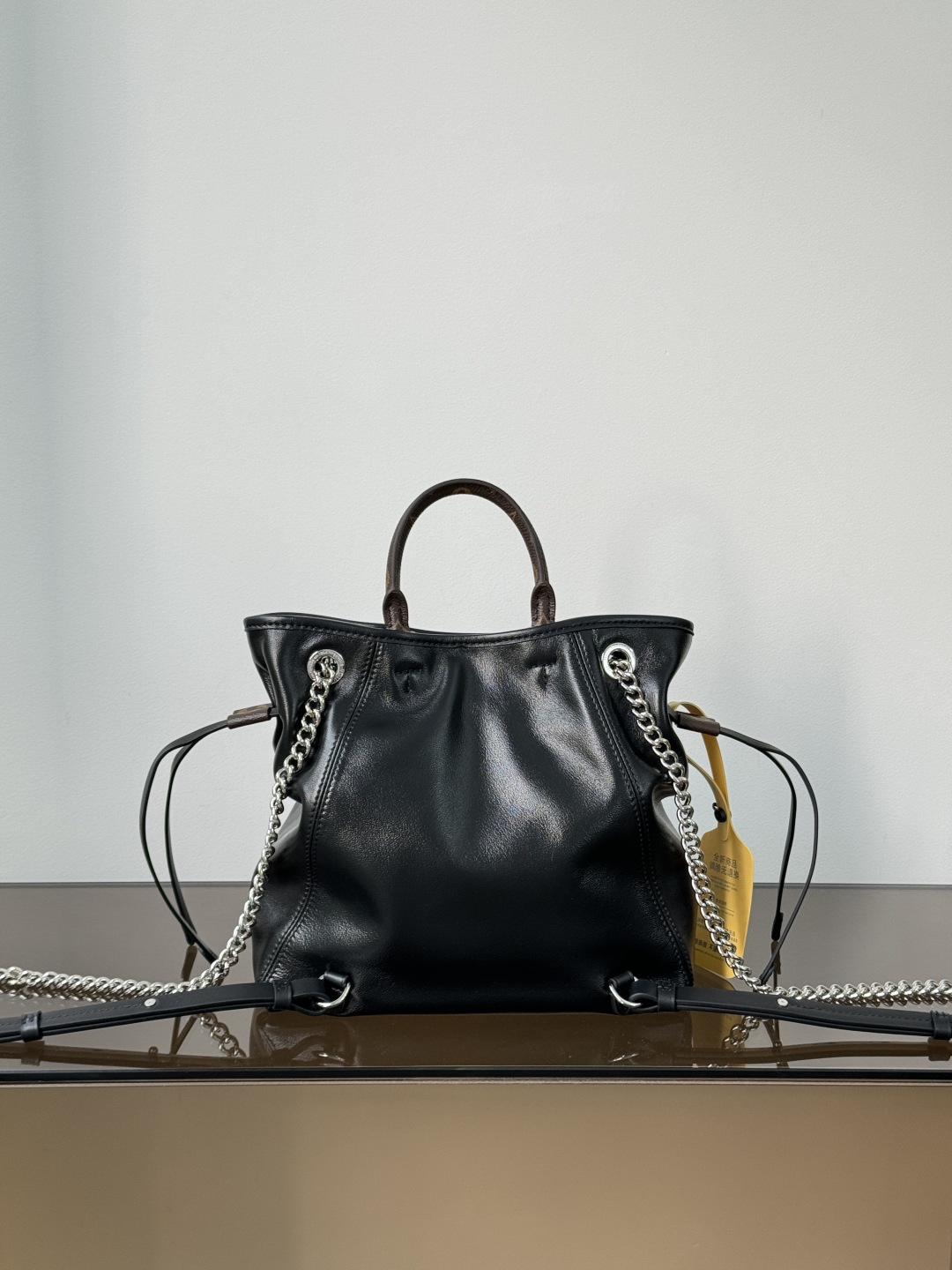 [TOP] Louis Vuitton LV OFF DUTY VIBE Backpack 24✖️25✖️10cm - Black