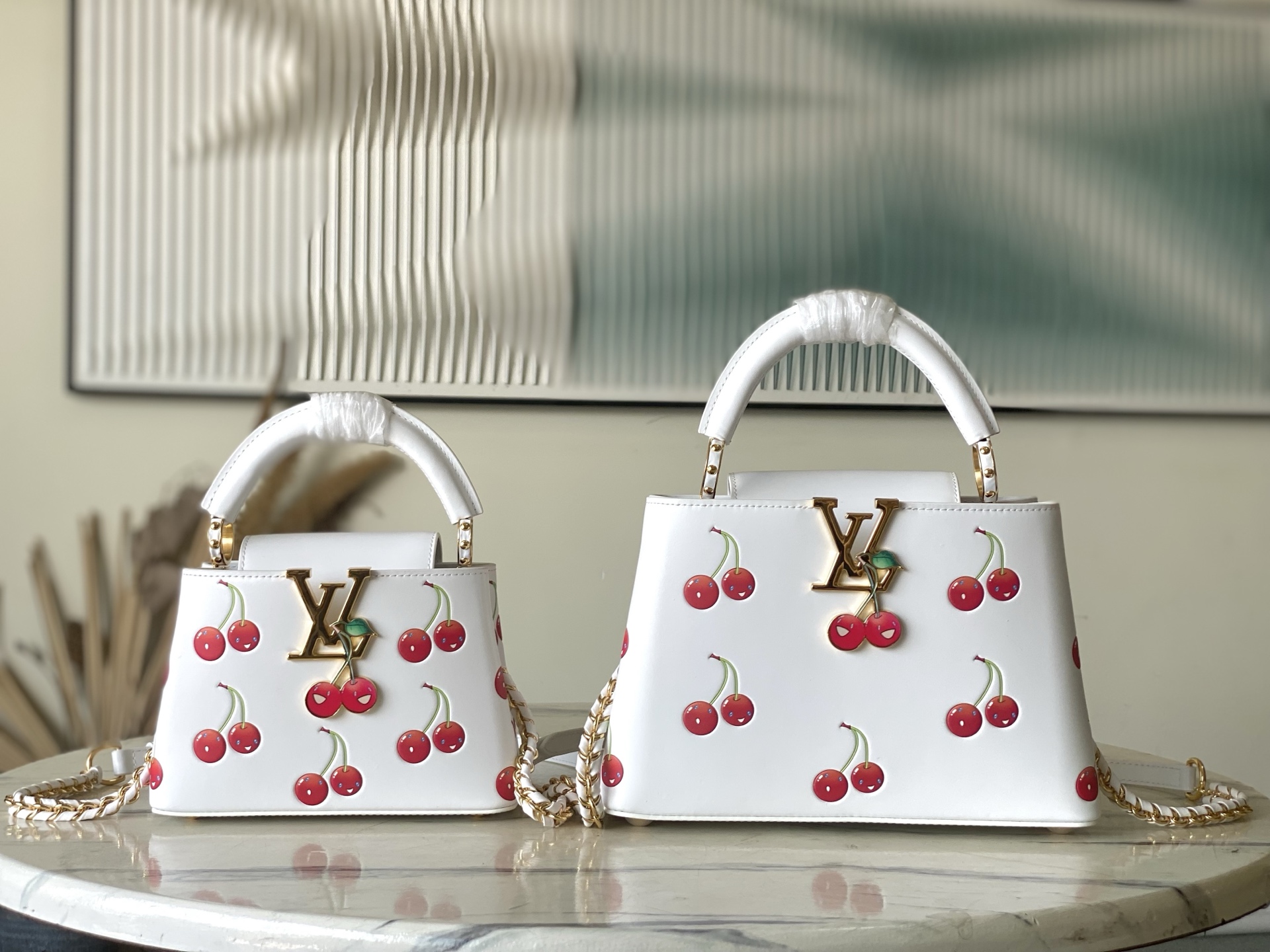 [TOP] Louis Vuitton LV Capucines Bag with kiraz printed 2 Sizes- 2 Colors