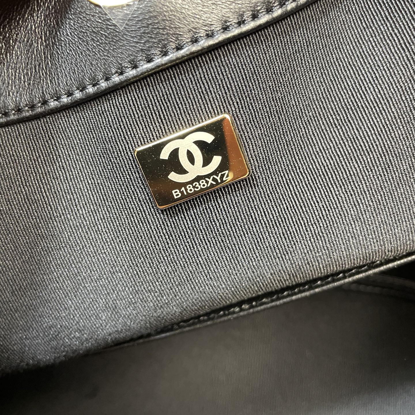 [TOP] CHANEL Hobo Bag 32*28*10cm - 3 Colour