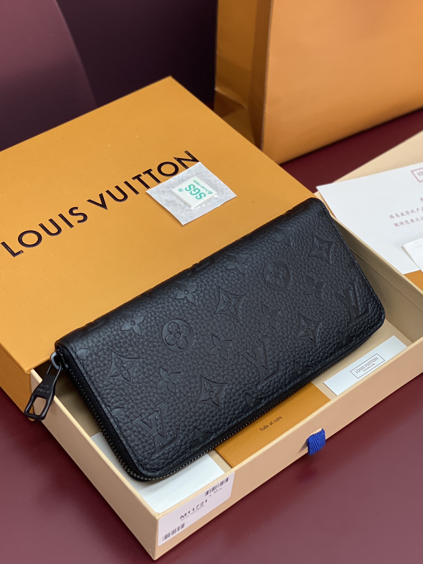 [TOP] Louis Vuitton LV Zippy Wallet Monogram Eclipse 21x10x2.5cm - Black