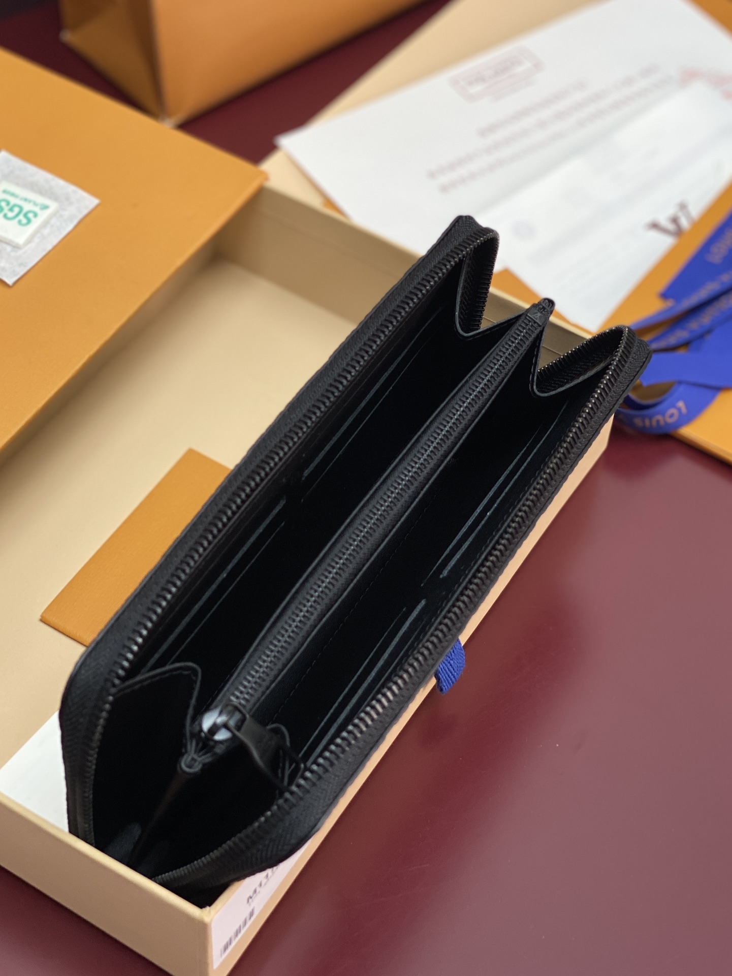 [TOP] Louis Vuitton LV Zippy Wallet Monogram Eclipse 21x10x2.5cm - Black