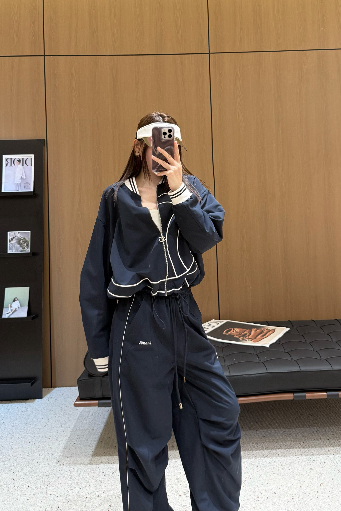 [TOP] CHANEL Logo Jacket and Pants Set - 2 Color