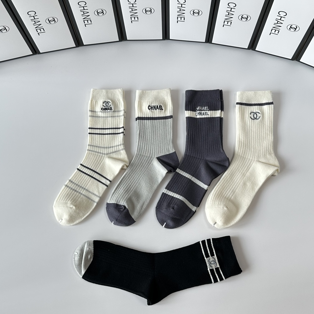 [TOP] CHANEL Socks - 5 Pieces as a Set