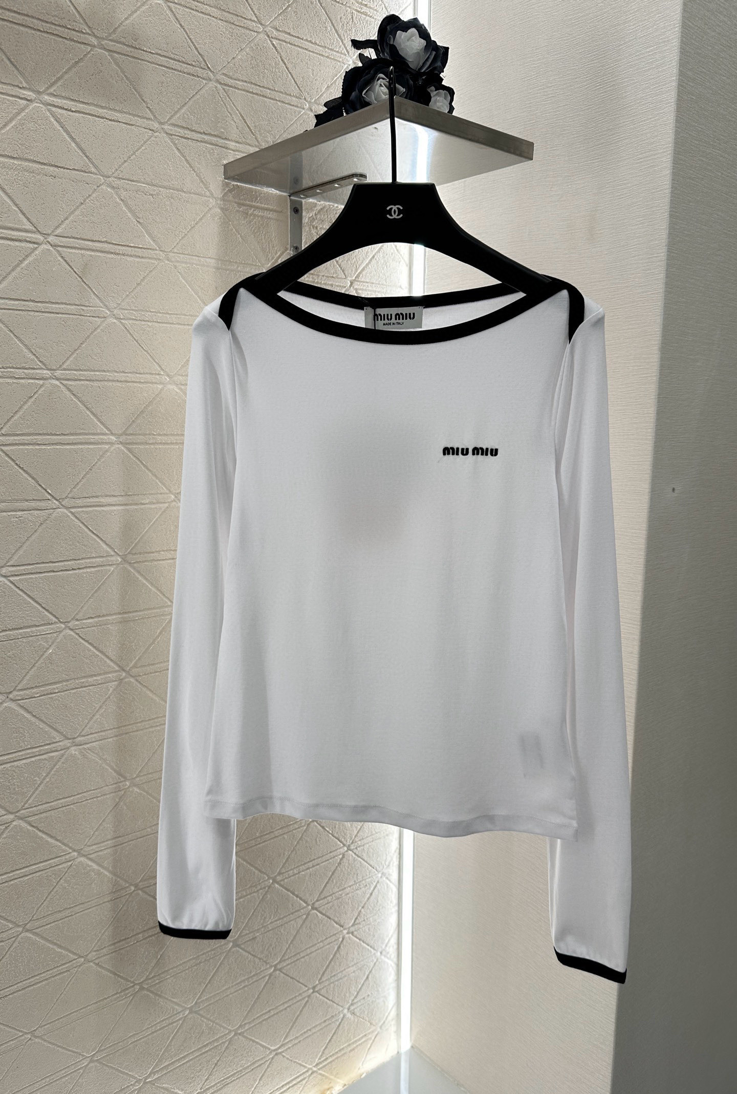 [TOP] Miu Miu Long Sleeve Bottoming Shirt - White