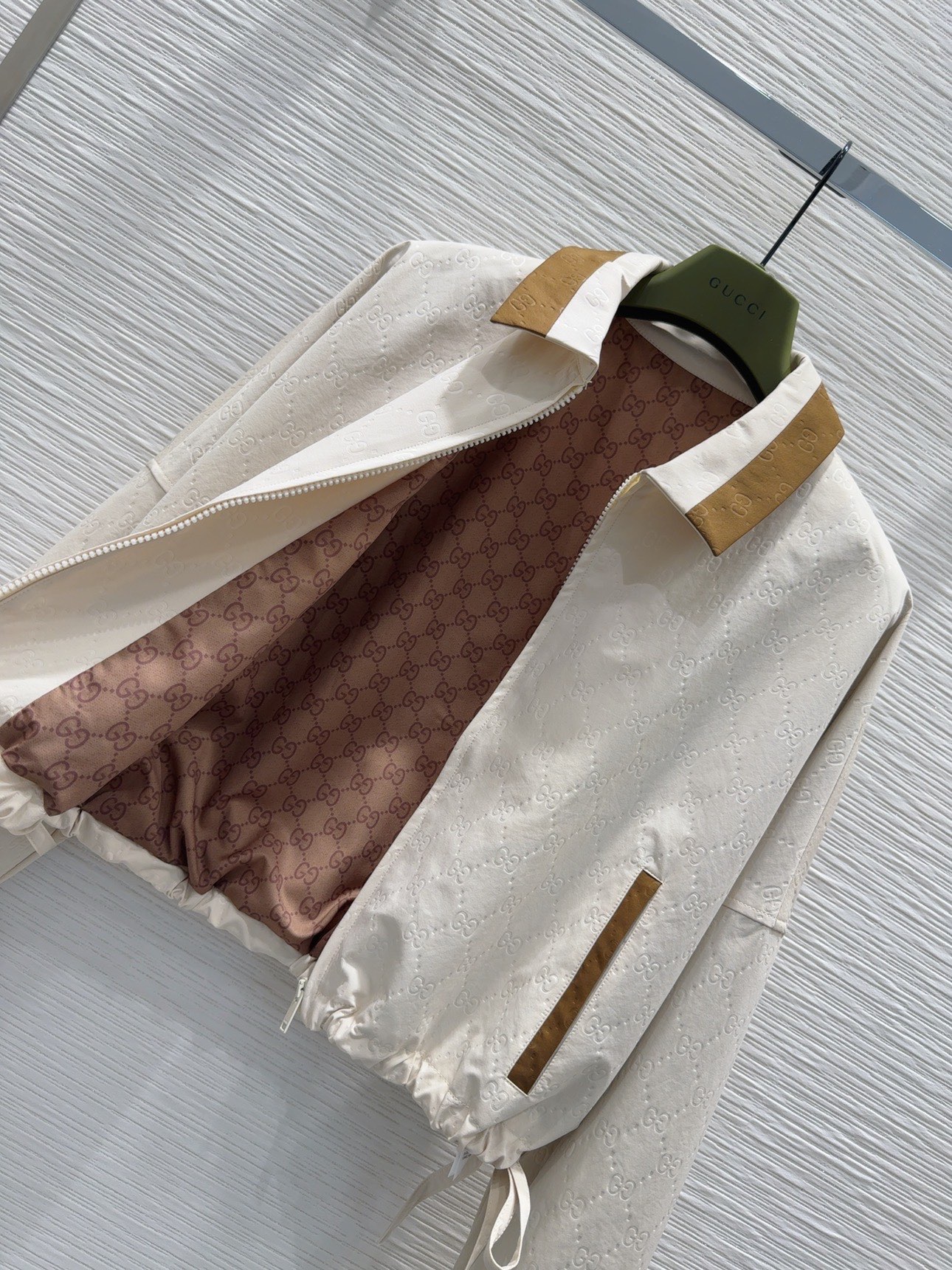 [TOP] GUCCI GG Jacket + Pants Set  - Beige