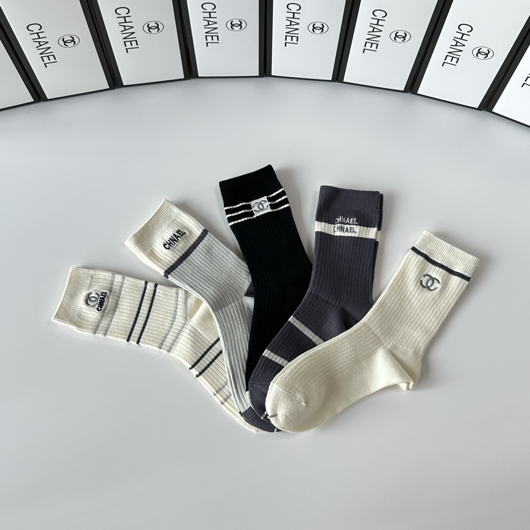 [TOP] CHANEL Socks - 5 Pieces as a Set