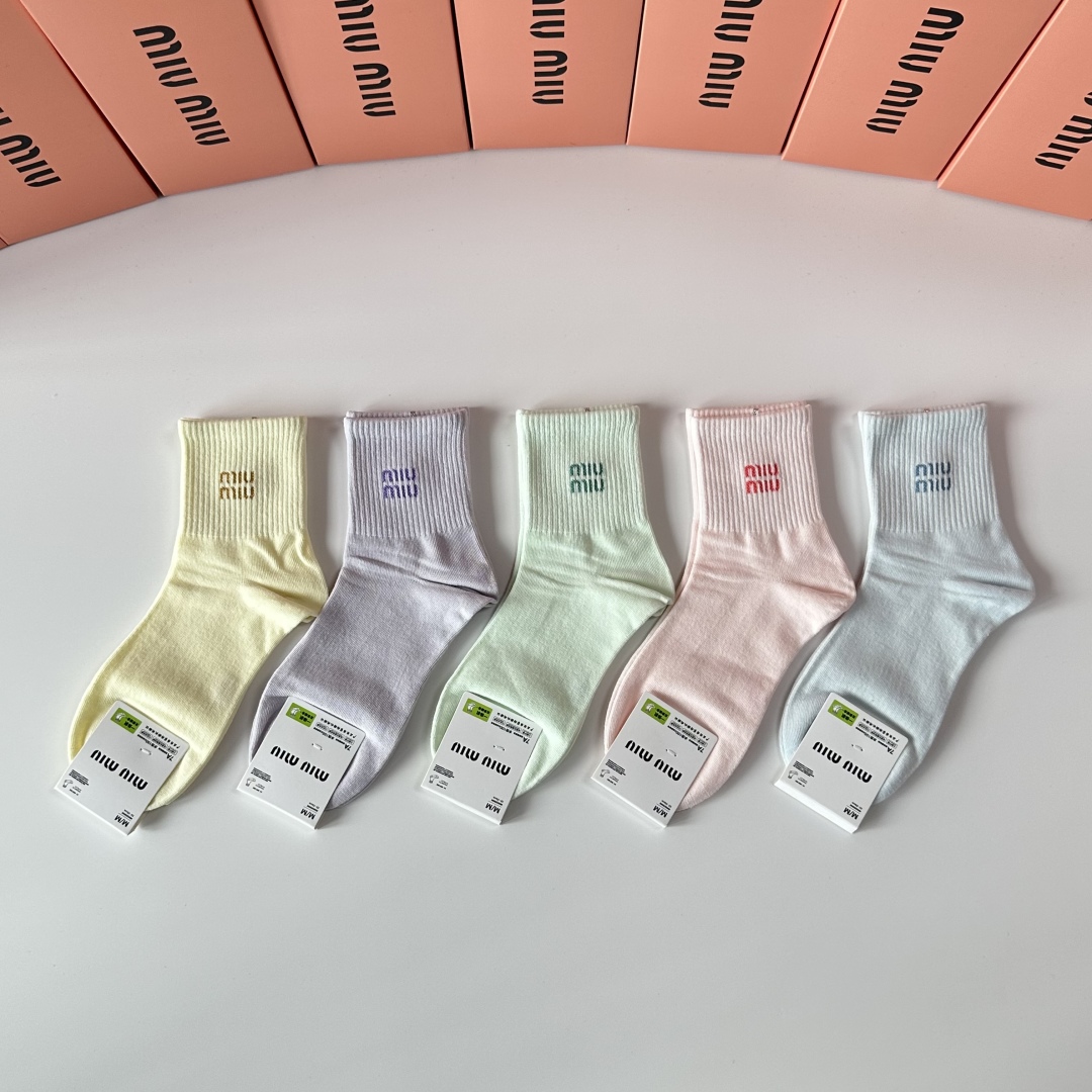 [TOP] Miu Miu Socks - 5 Pieces as a Set