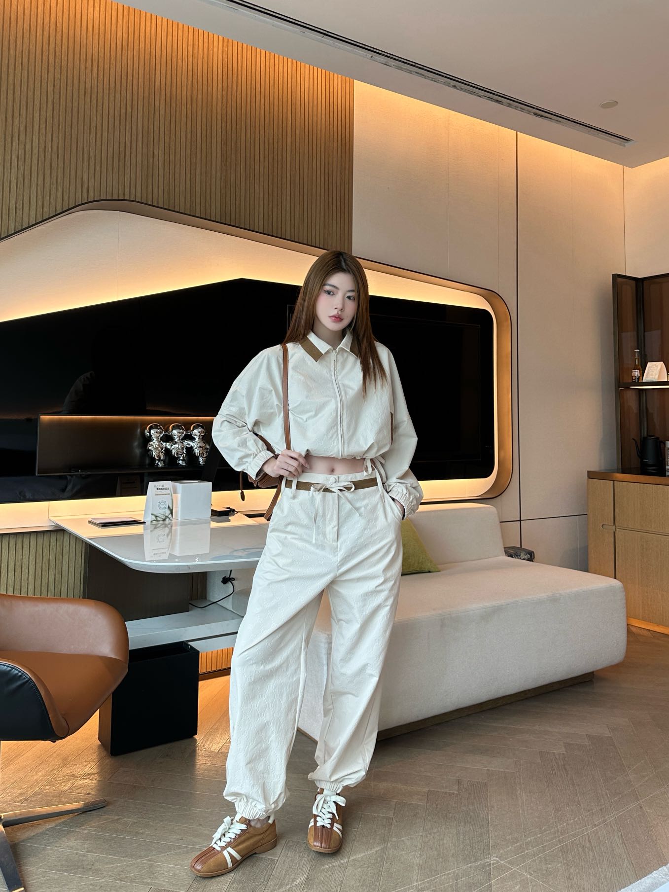 [TOP] GUCCI GG Jacket + Pants Set  - Beige