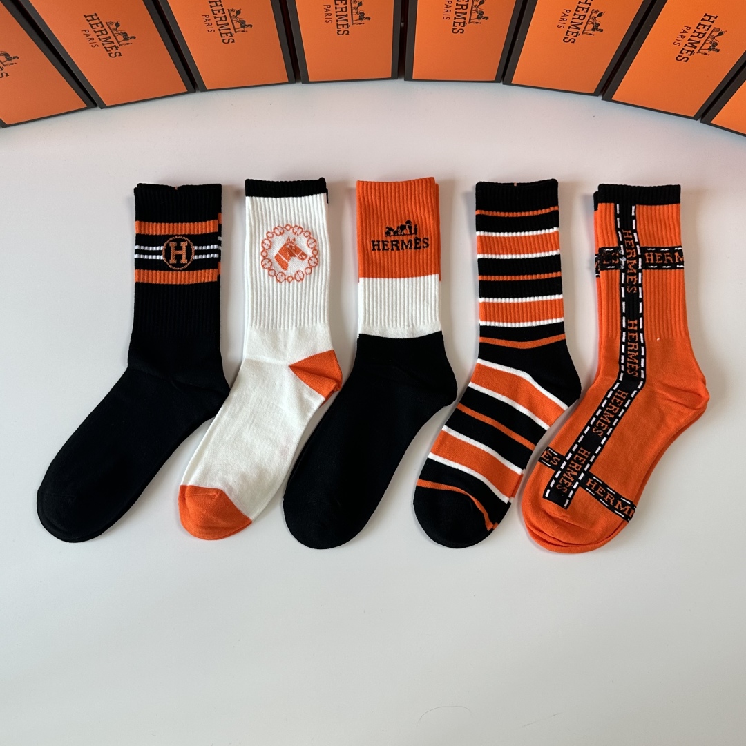 [TOP] HERMES Socks - 5 Pieces as a Set
