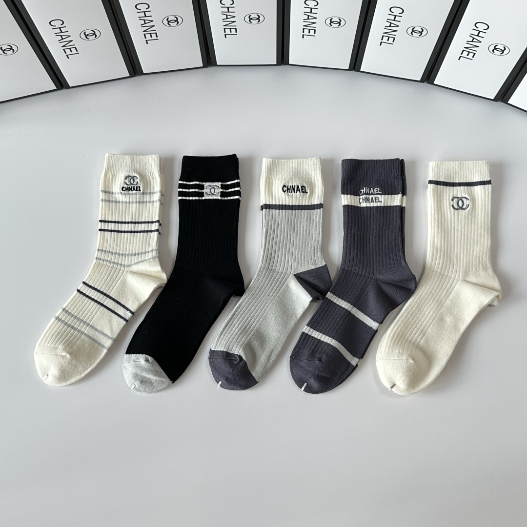 [TOP] CHANEL Socks - 5 Pieces as a Set