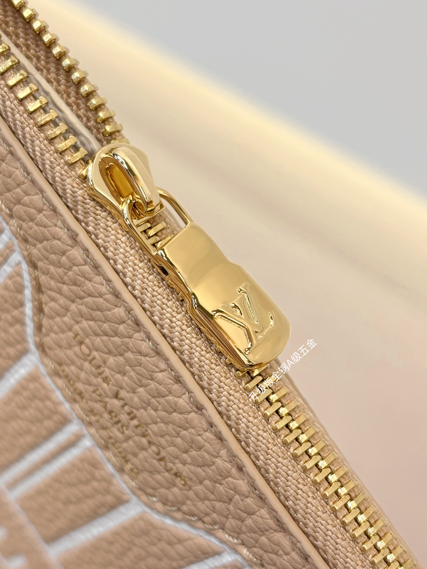 [TOP] Louis Vuitton LV Neverfull MM Inside Out Leather Tote Bag 31x28x14cm - Off White