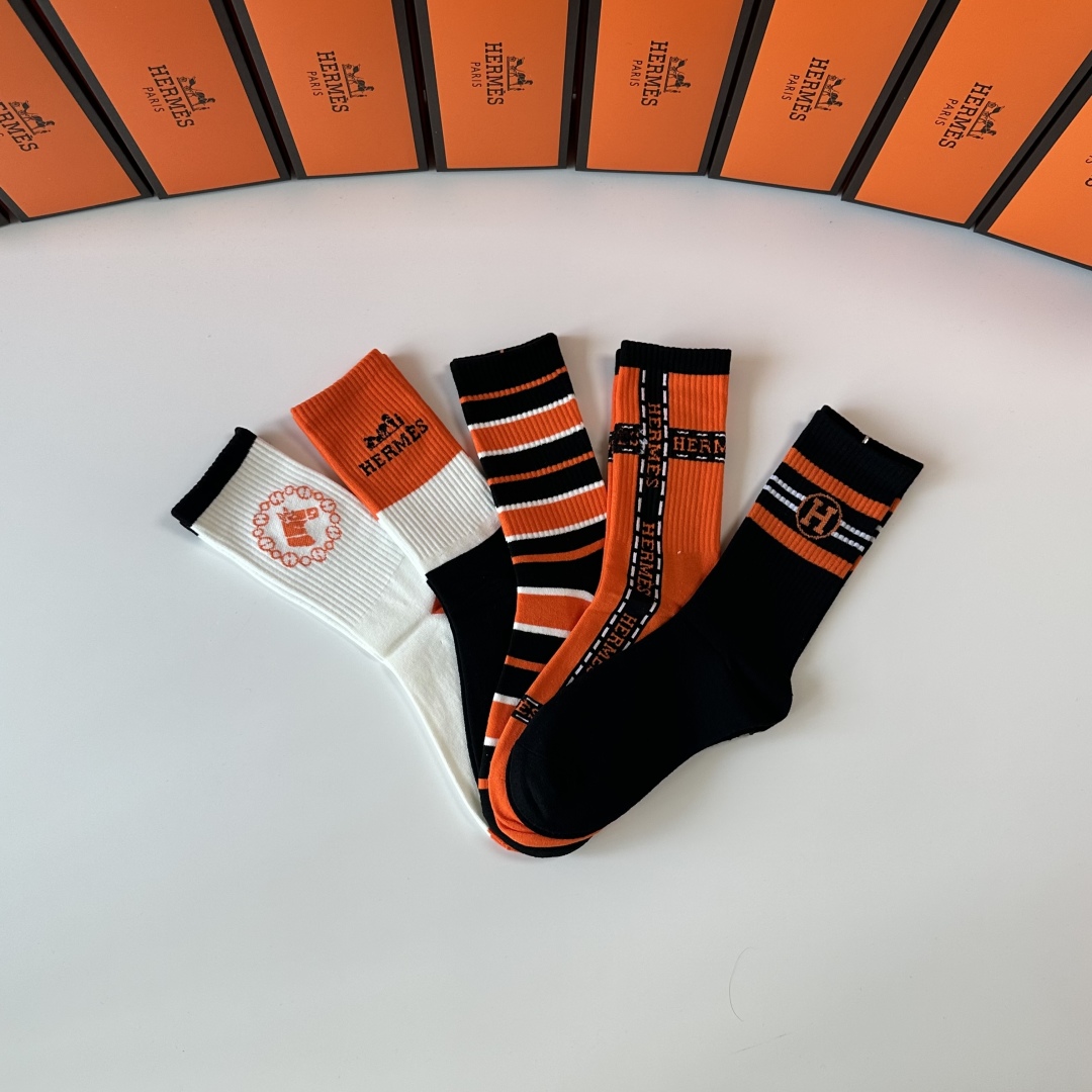 [TOP] HERMES Socks - 5 Pieces as a Set