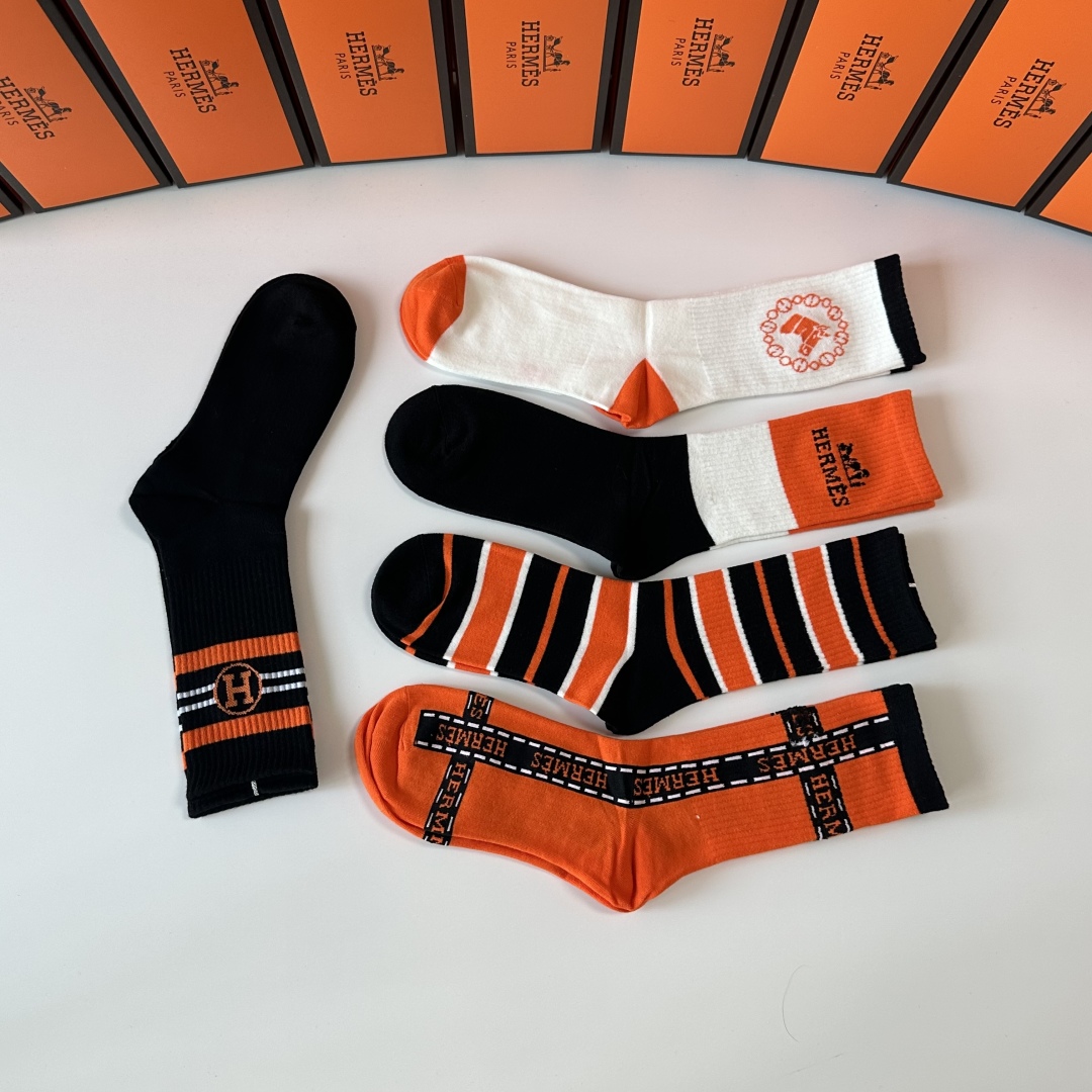 [TOP] HERMES Socks - 5 Pieces as a Set