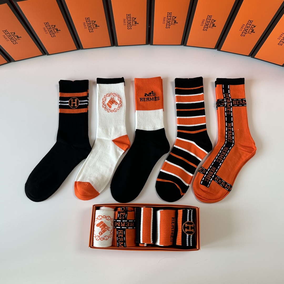[TOP] HERMES Socks - 5 Pieces as a Set