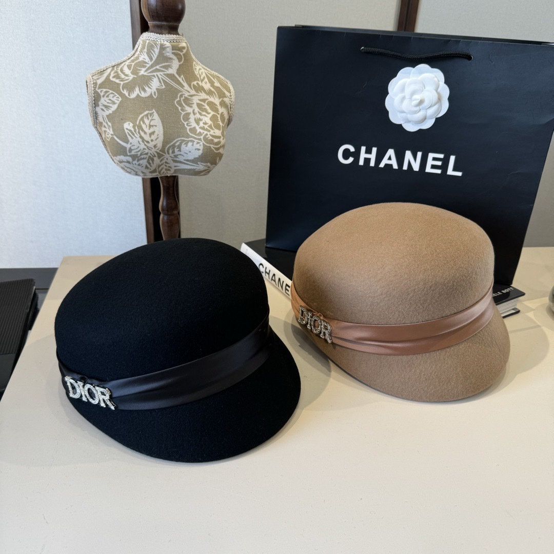 [TOP] Christian Dior Wool Peaked Cap  - 2 Colors