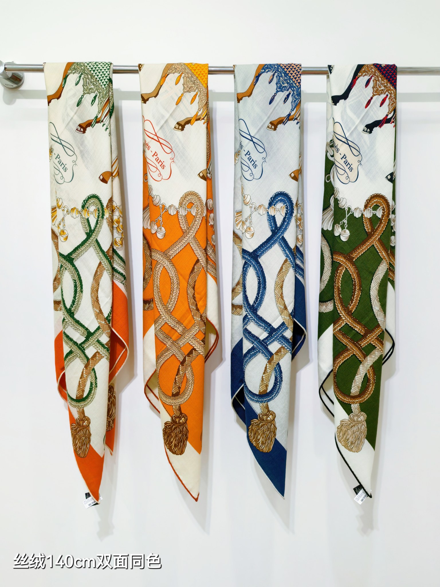 [TOP] HERMES 70% Cashmere + 30% Silk Scarf 140x140 cm - 4 Colors