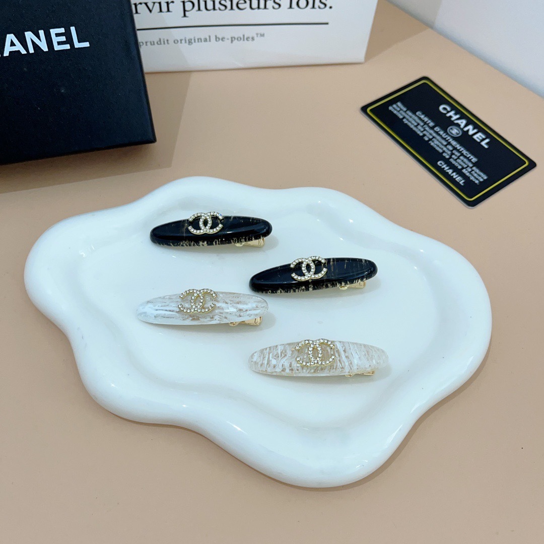 [TOP] CHANEL Hairpin - 2 Colors