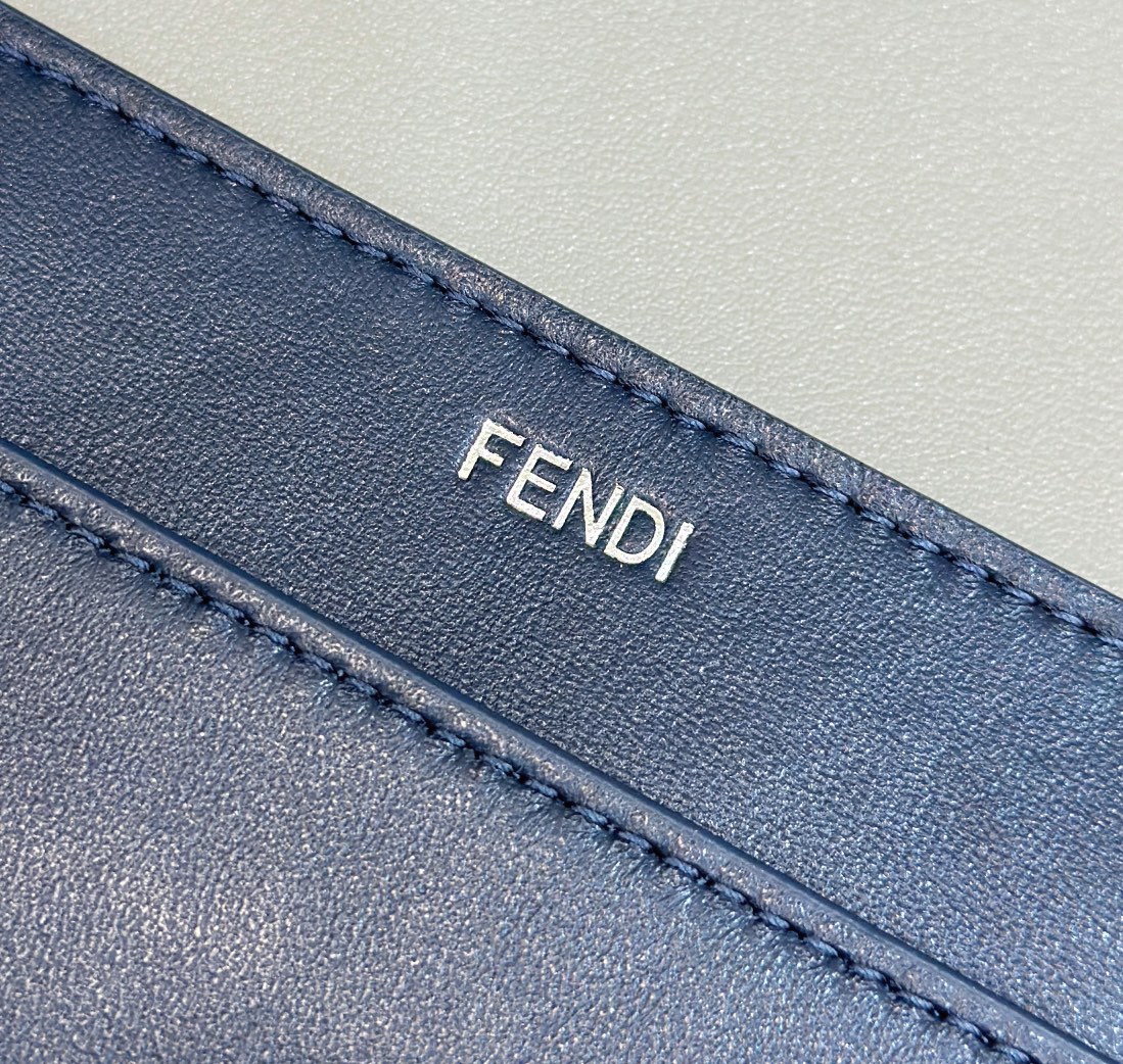 [TOP] FENDI Peekaboo ISeeU Handbag 33*12*25cm- Blue