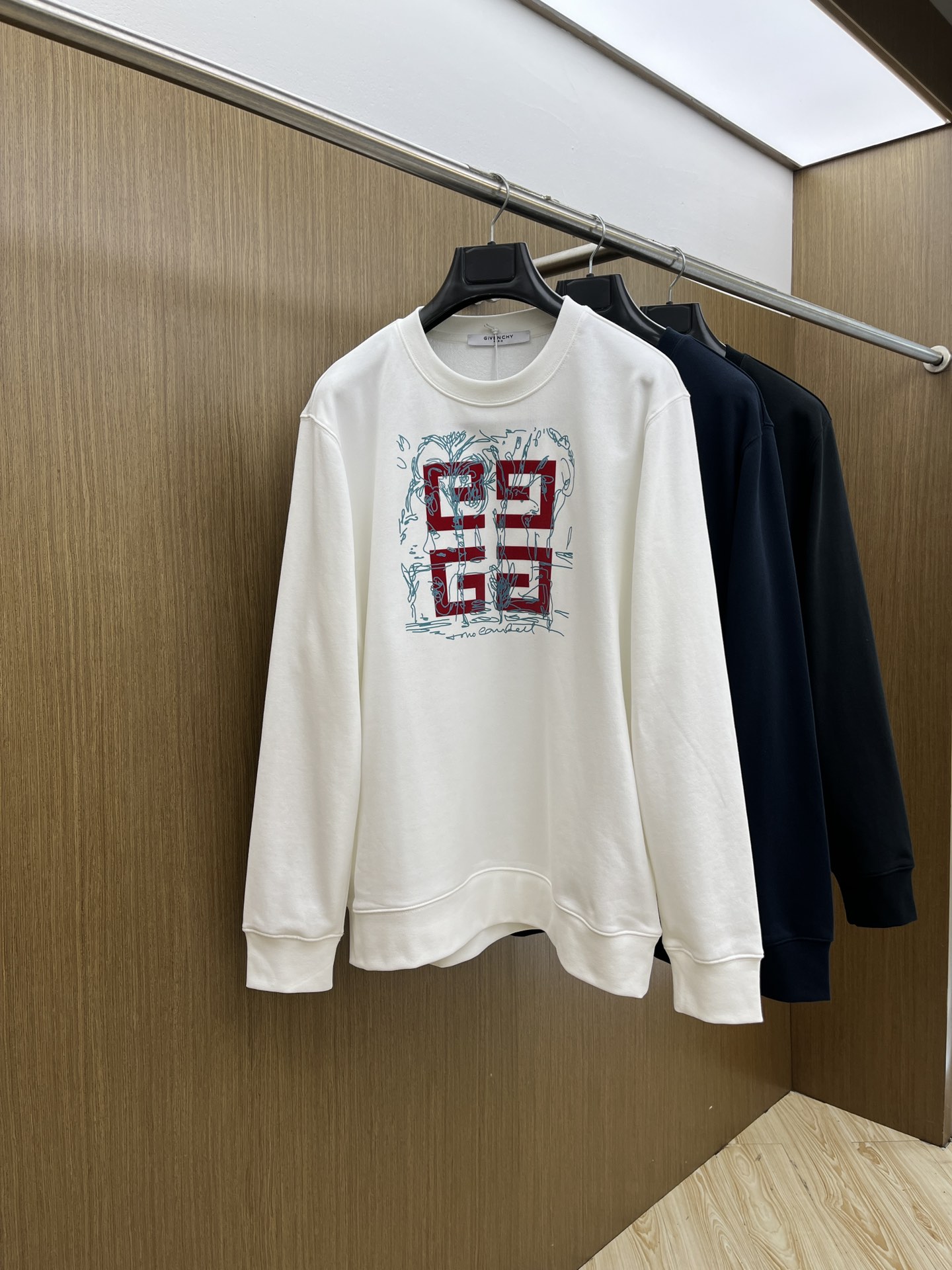 [TOP] GIVENCHY Men's Hoody - 3 Colors