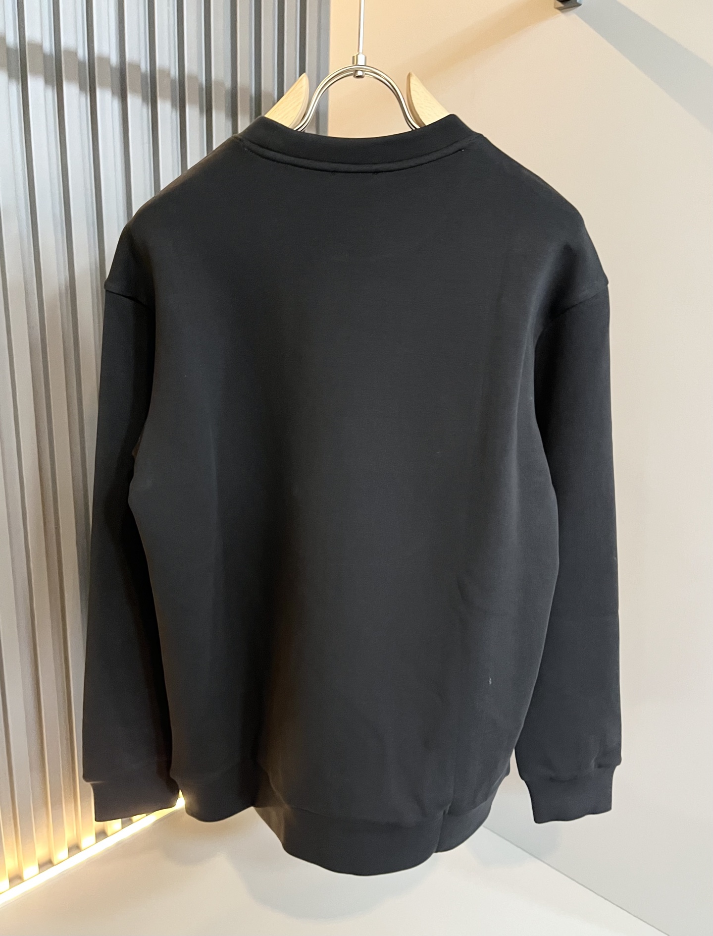 Only One [TOP] BURBERRY Men's Cotton Crew Neck Sweatshirt - Black - No refund or exchange