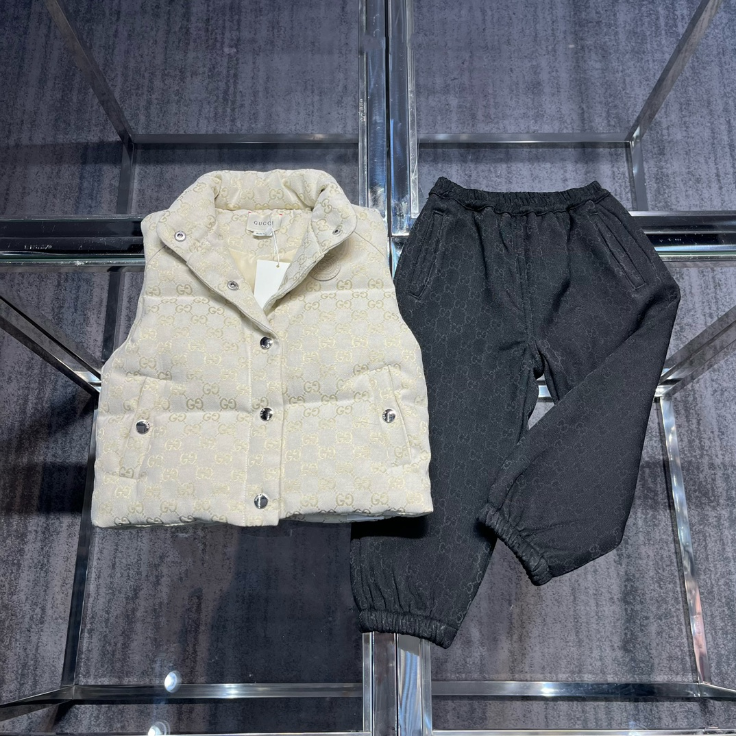 Only One [TOP] GUCCI GG Down Vest And Fleece Pants For Kids - No refund or exchange