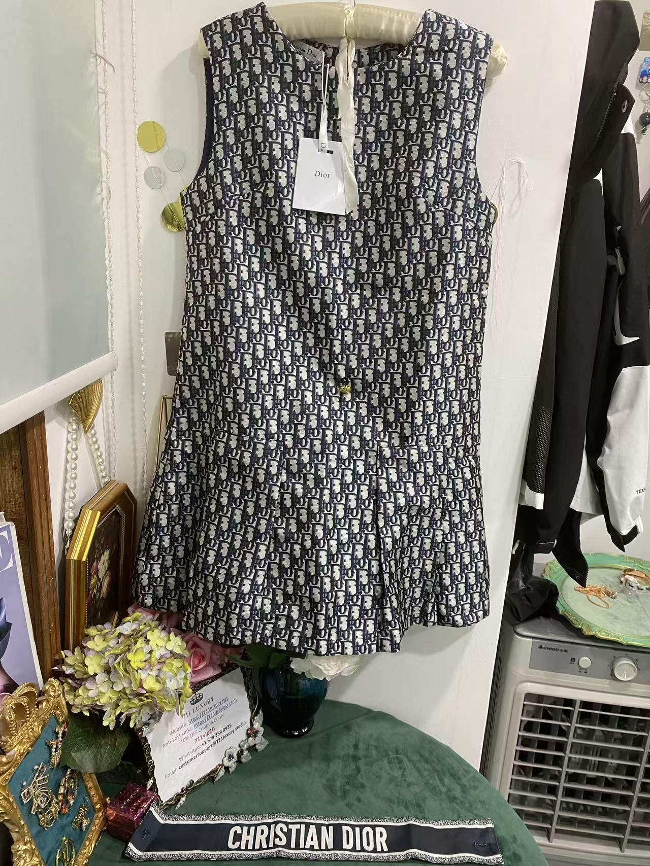 Only One [TOP] Christian Dior Sleeveless Dress - No refund or exchange