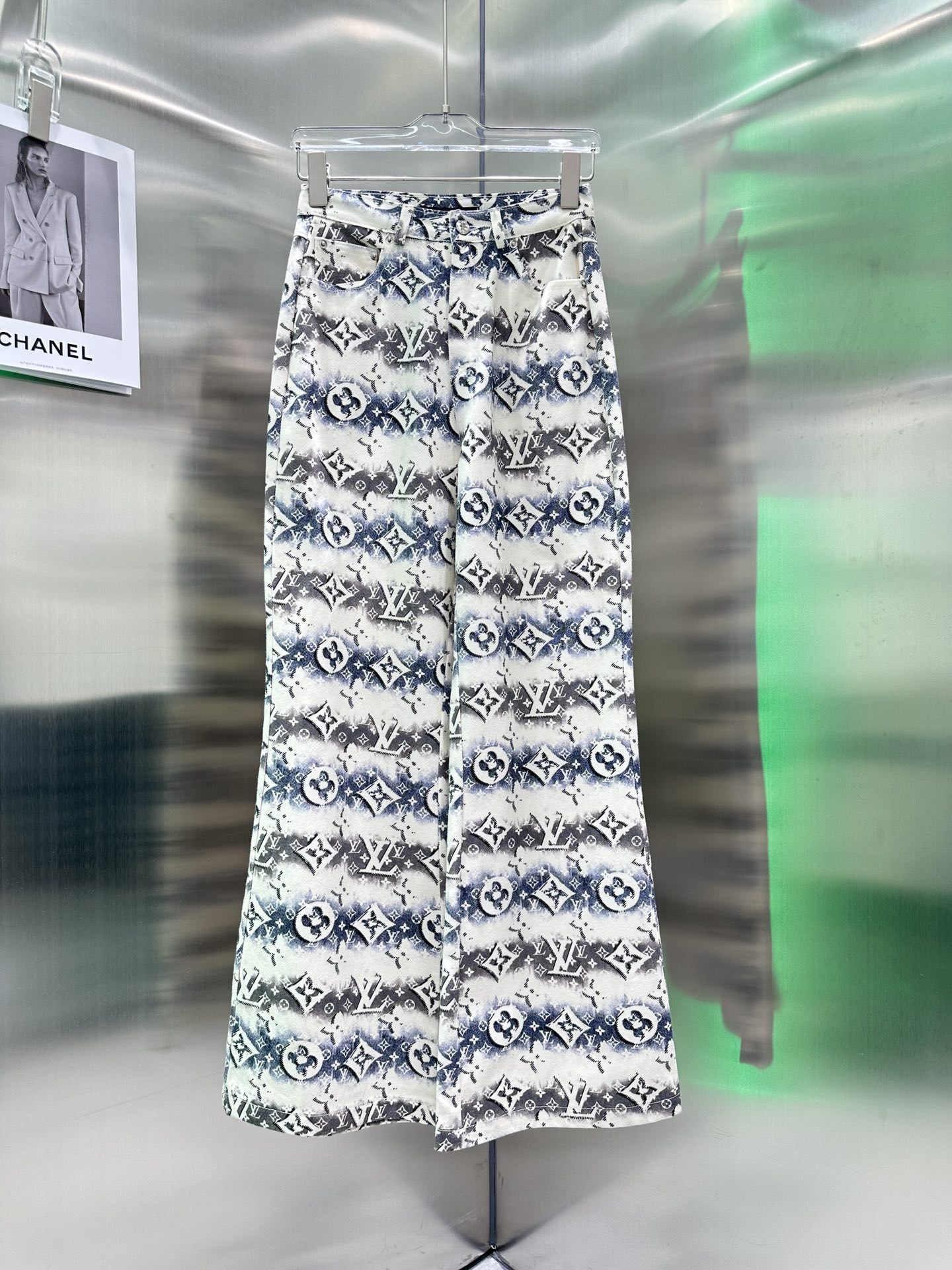 Only One [TOP] Louis Vuitton LV Letter Print Jeans - White - No refund or exchange