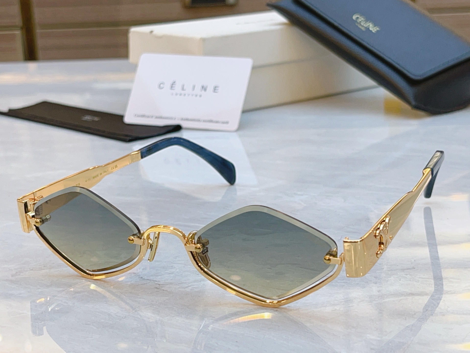 [TOP] CELINE Sunglasses - 7 Colors