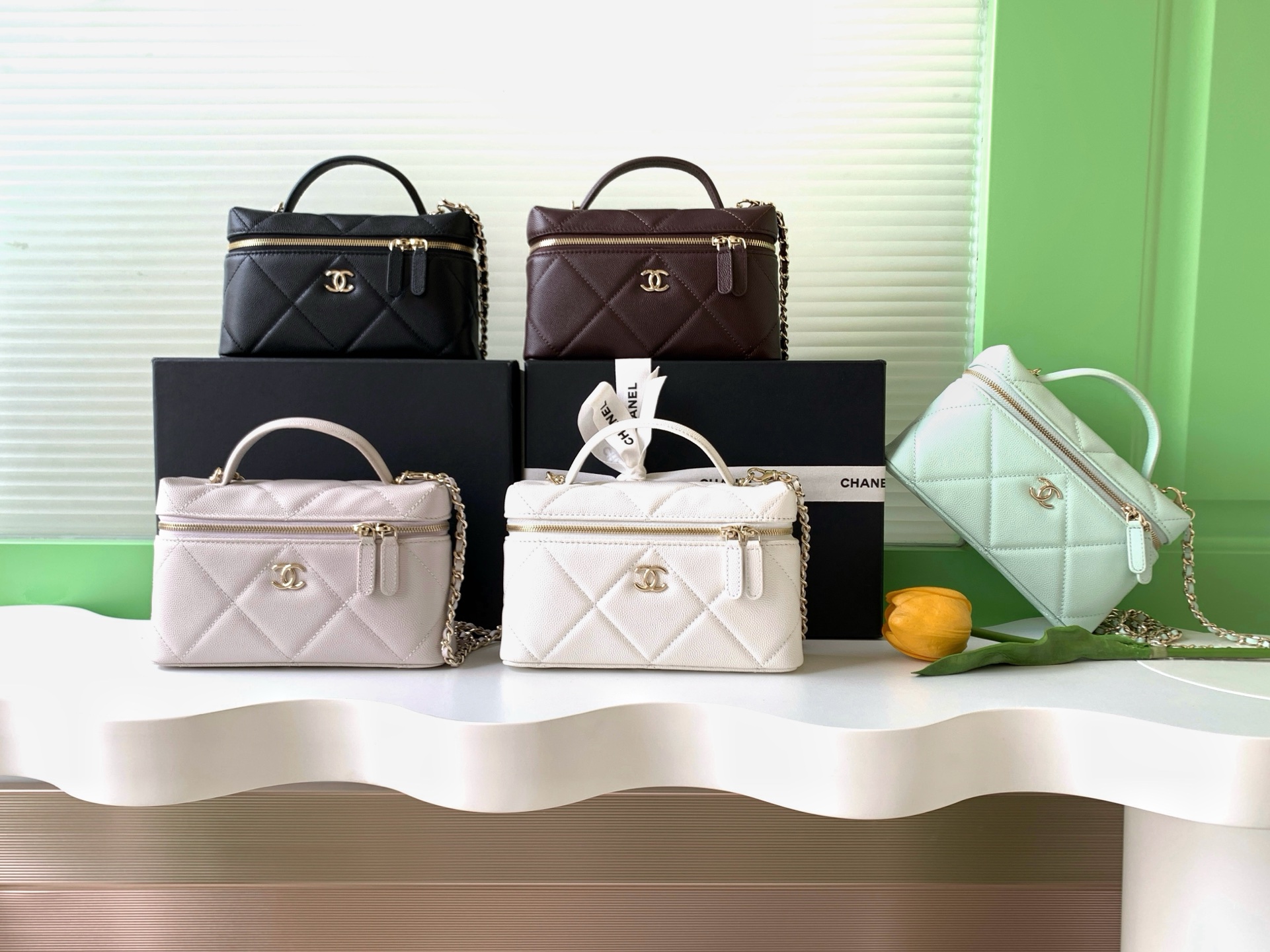 [TOP] CHANEL Vanity Case Top Handle 19.5x17x5cm - 5 Color