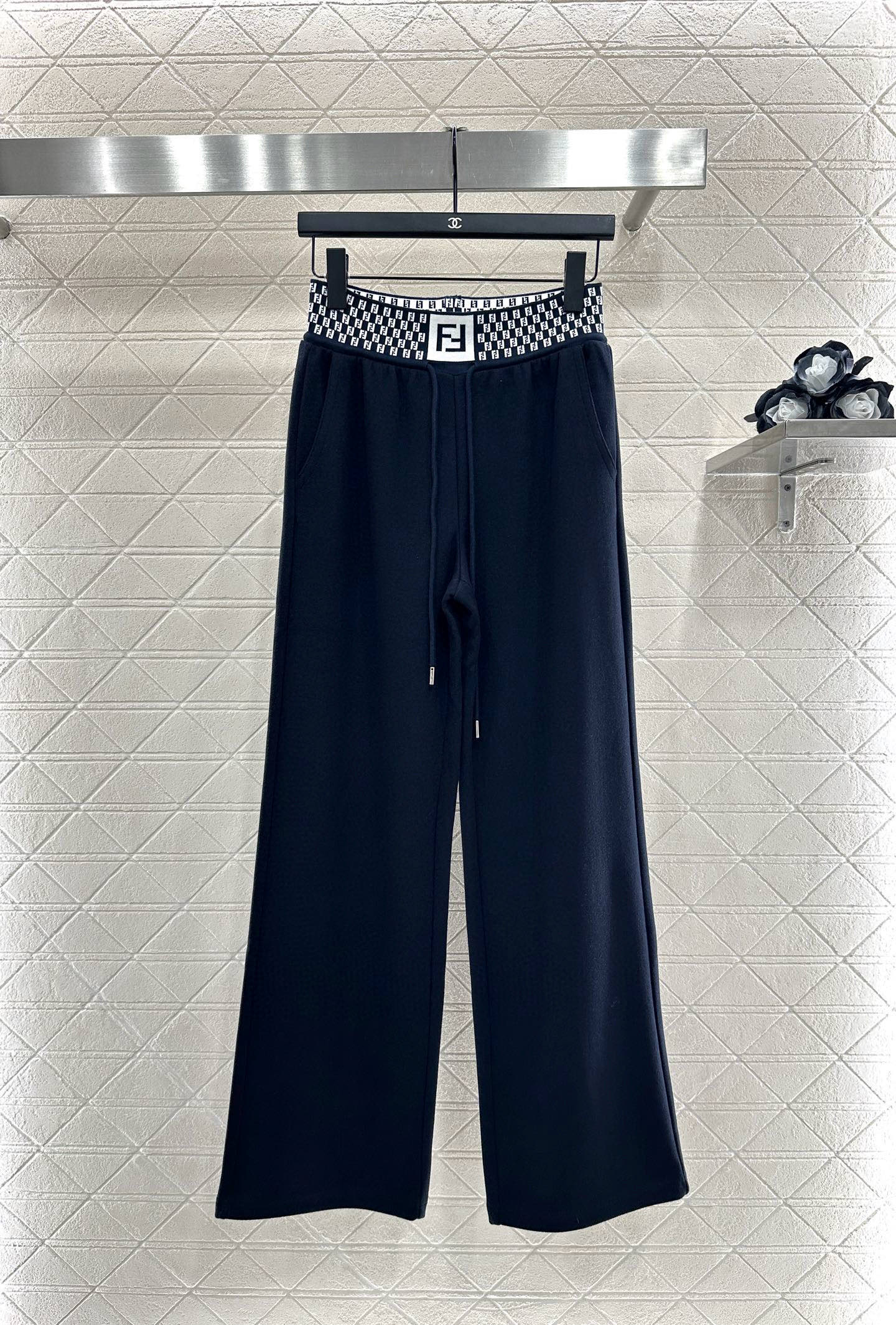 [TOP] Fendi Wide-leg Trousers - 2 Colour