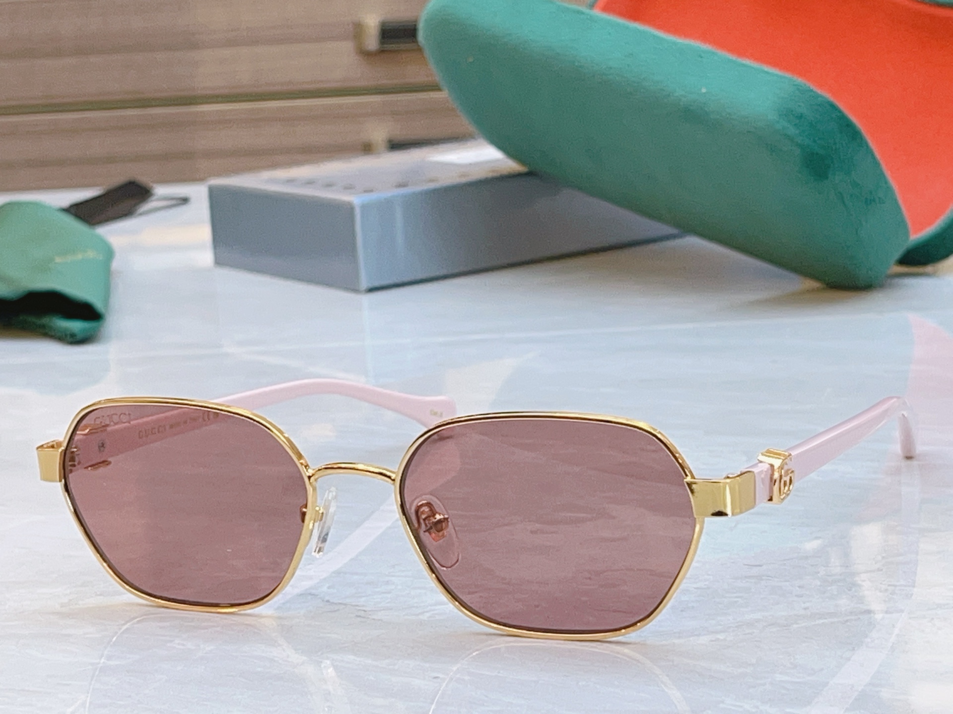 [TOP] GUCCI Sunglasses - 9 Colour