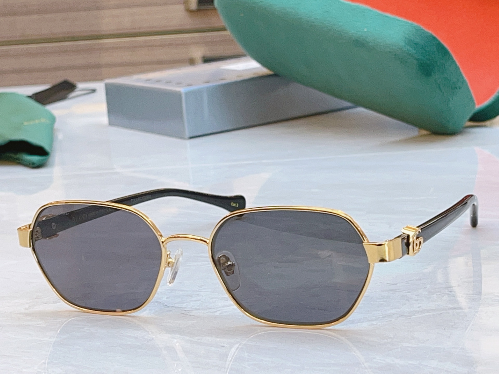 [TOP] GUCCI Sunglasses - 9 Colour