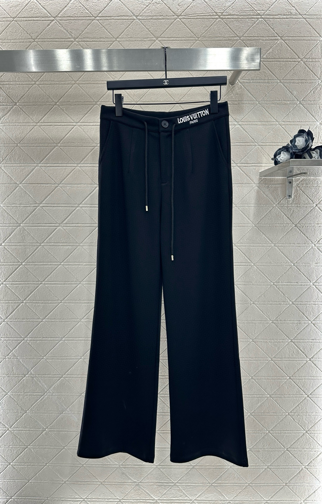 [TOP] Louis Vuitton LV Pants - 2 Colors