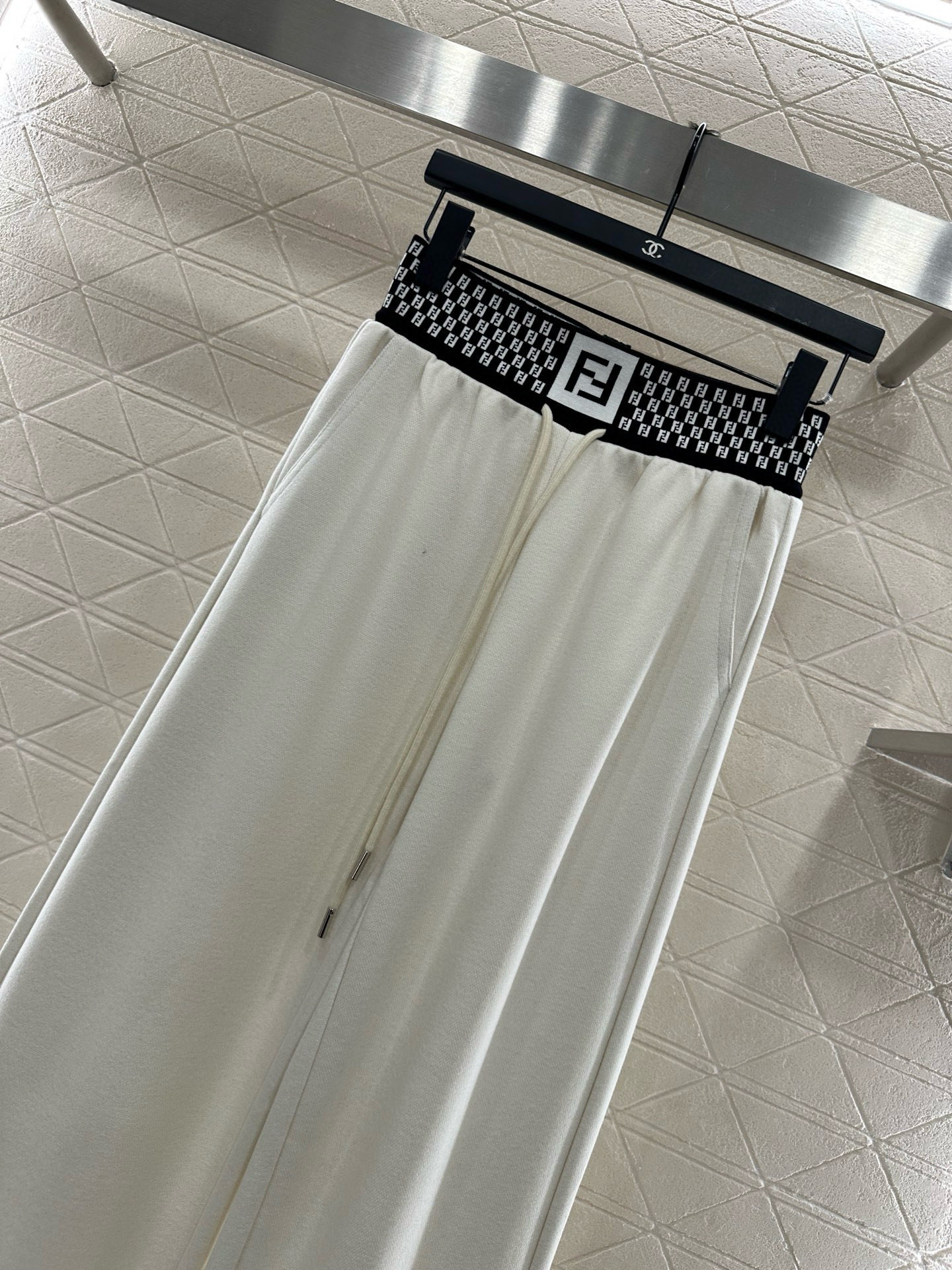 [TOP] Fendi Wide-leg Trousers - 2 Colour