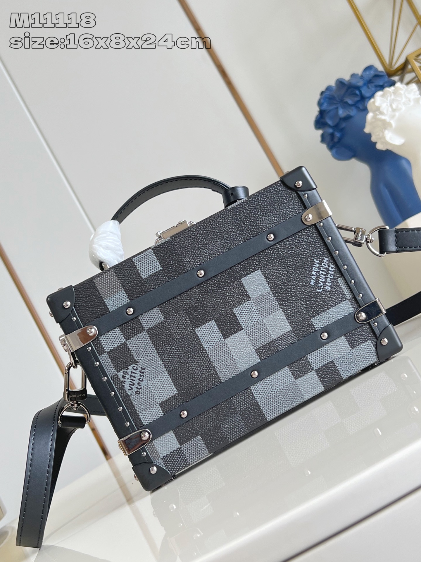 [TOP] Louis Vuitton LV  Handle Trunk Damoflage Black  Bag 16.5 x 8 x 24 cm - Black