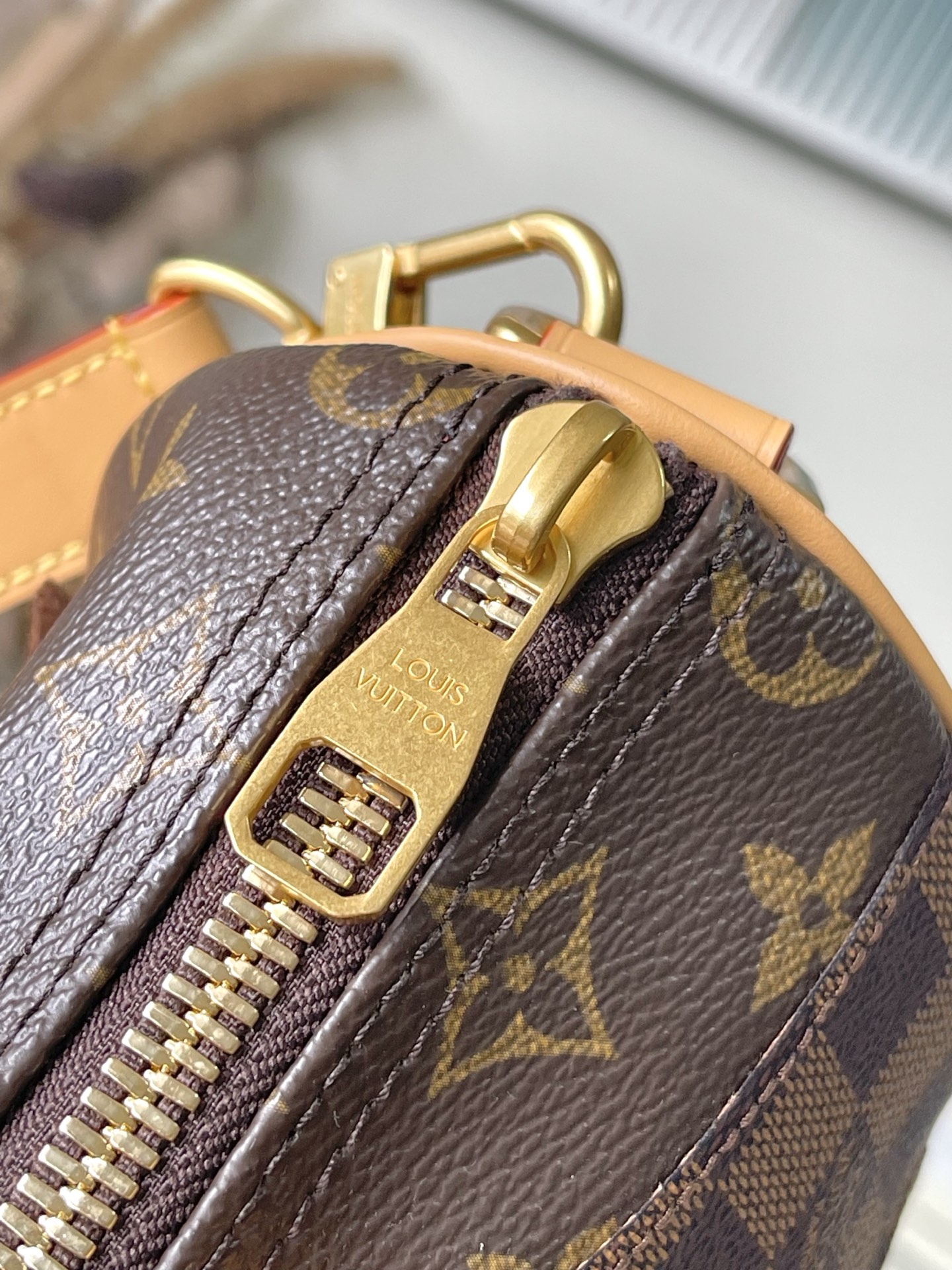 [TOP] Louis Vuitton LV Keepall Bandoulière 25 Boro Handbag 15 x 11 x 25cm - Brown