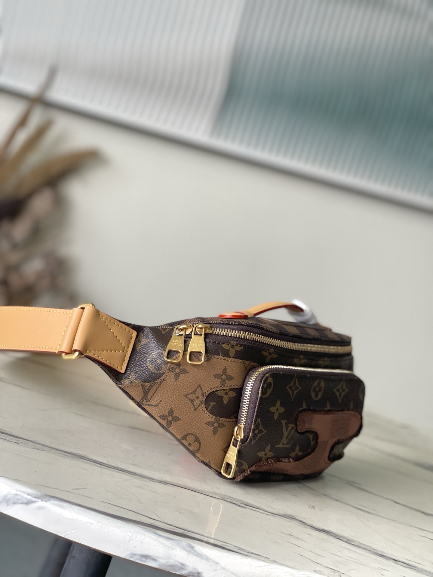 [TOP] Louis Vuitton LV Damier Monogram Reverse Rush Bag 30x15x8cm - Brown