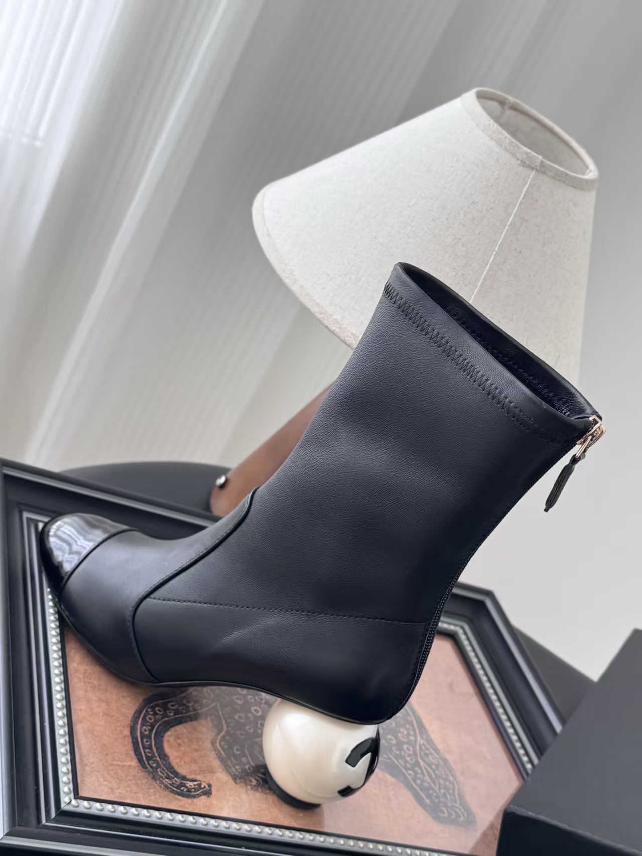 [TOP] CHANEL CC Mid-Calf Boots Lambskin - 2 Colour