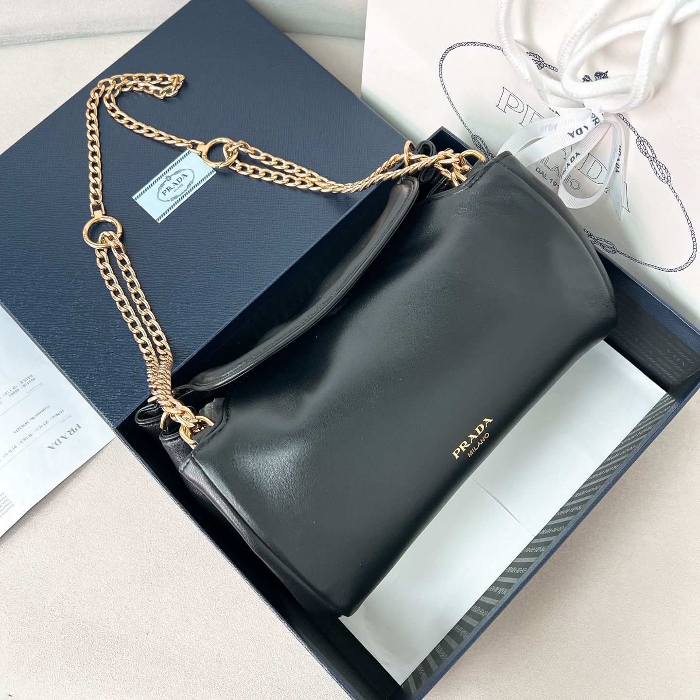 [TOP] PRADA Tumulte Bag Nappa Leather 24x13x13cm - 3 Color