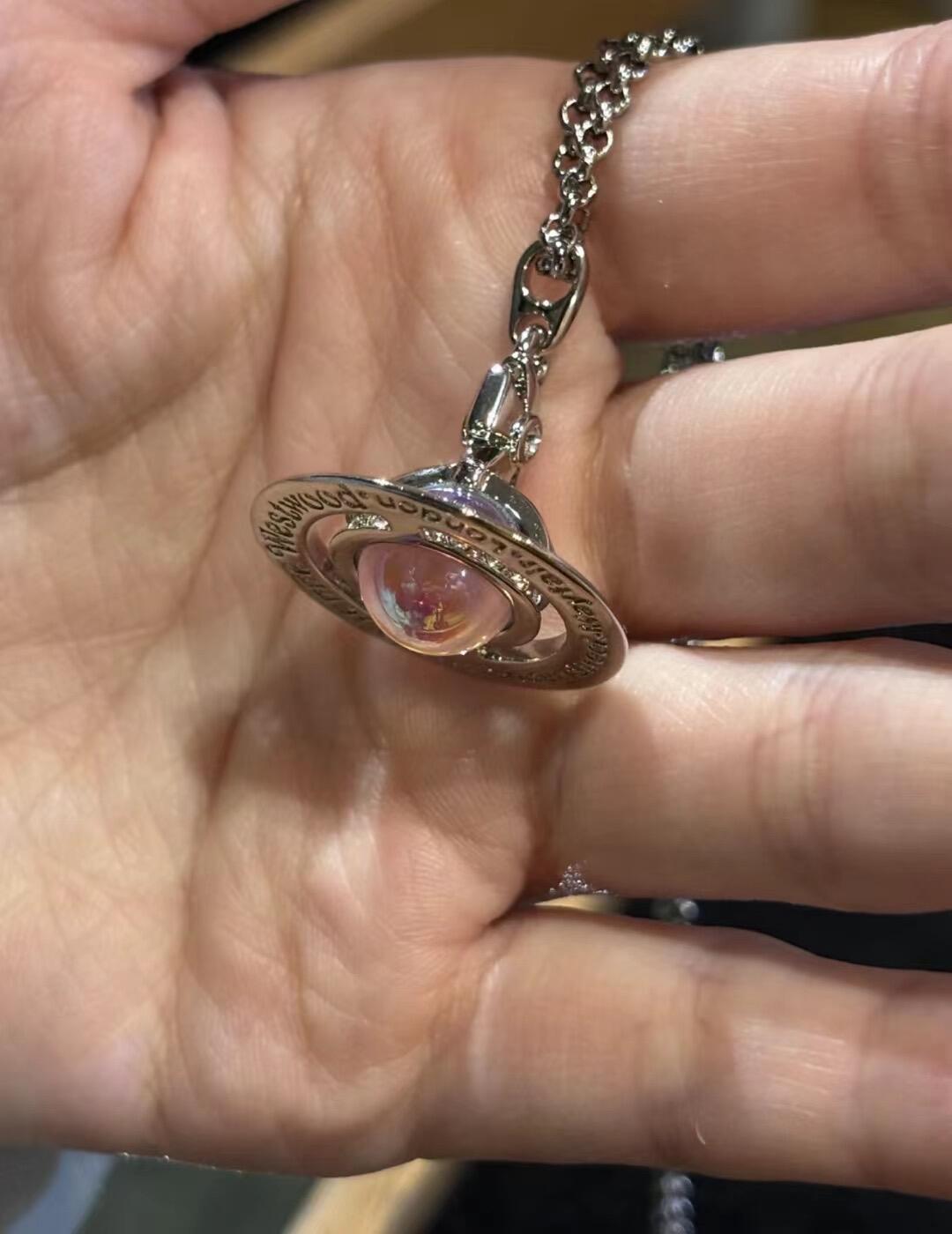 [TOP] Vivienne Westwood Saturn Necklace - Sliver