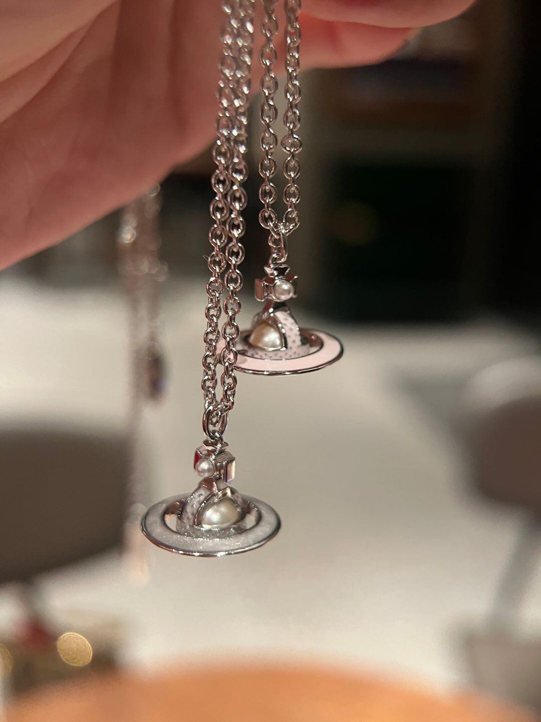 [TOP] Vivienne Westwood  Saturn Necklace - 2 Colors