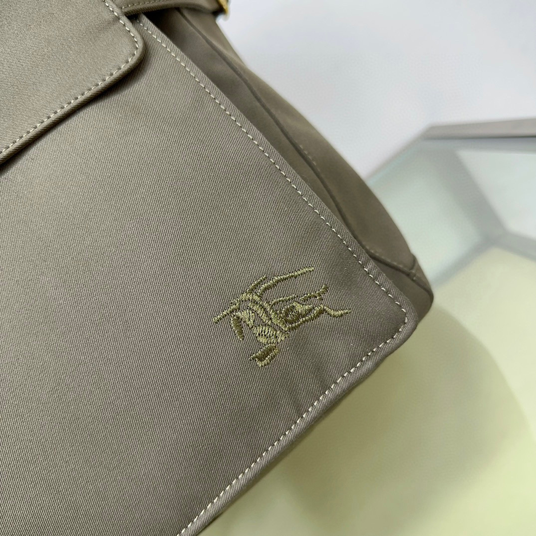 [TOP] BURBERRY Cotton Backpack 33× 10× 43cm -  Brown