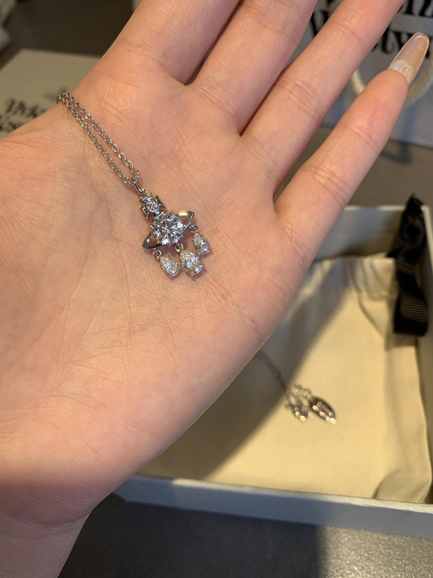 [TOP] Vivienne Westwood Diamond Saturn Necklace - Sliver