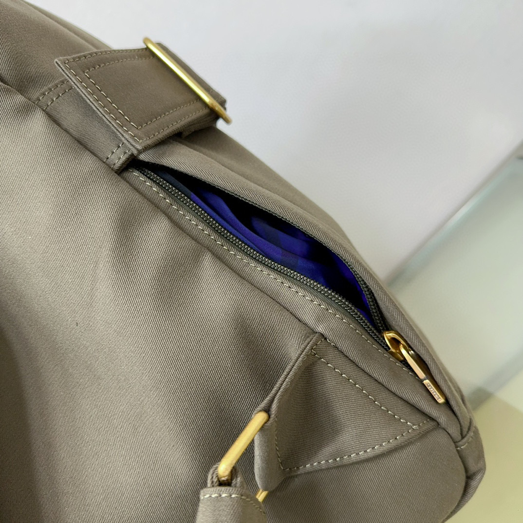 [TOP] BURBERRY Cotton Backpack 33× 10× 43cm -  Brown