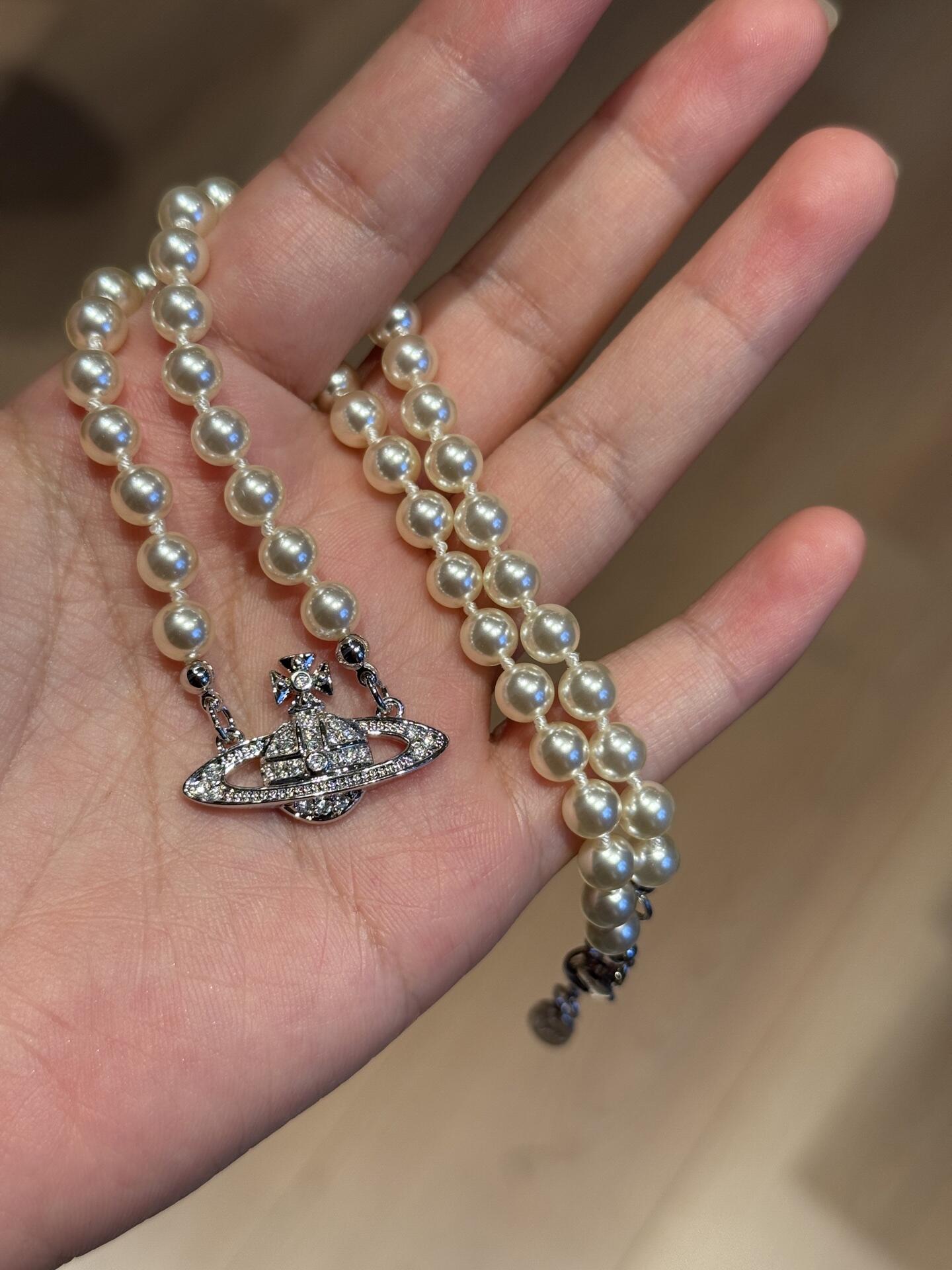 [TOP] Vivienne Westwood Pearl Saturn Necklace - Sliver