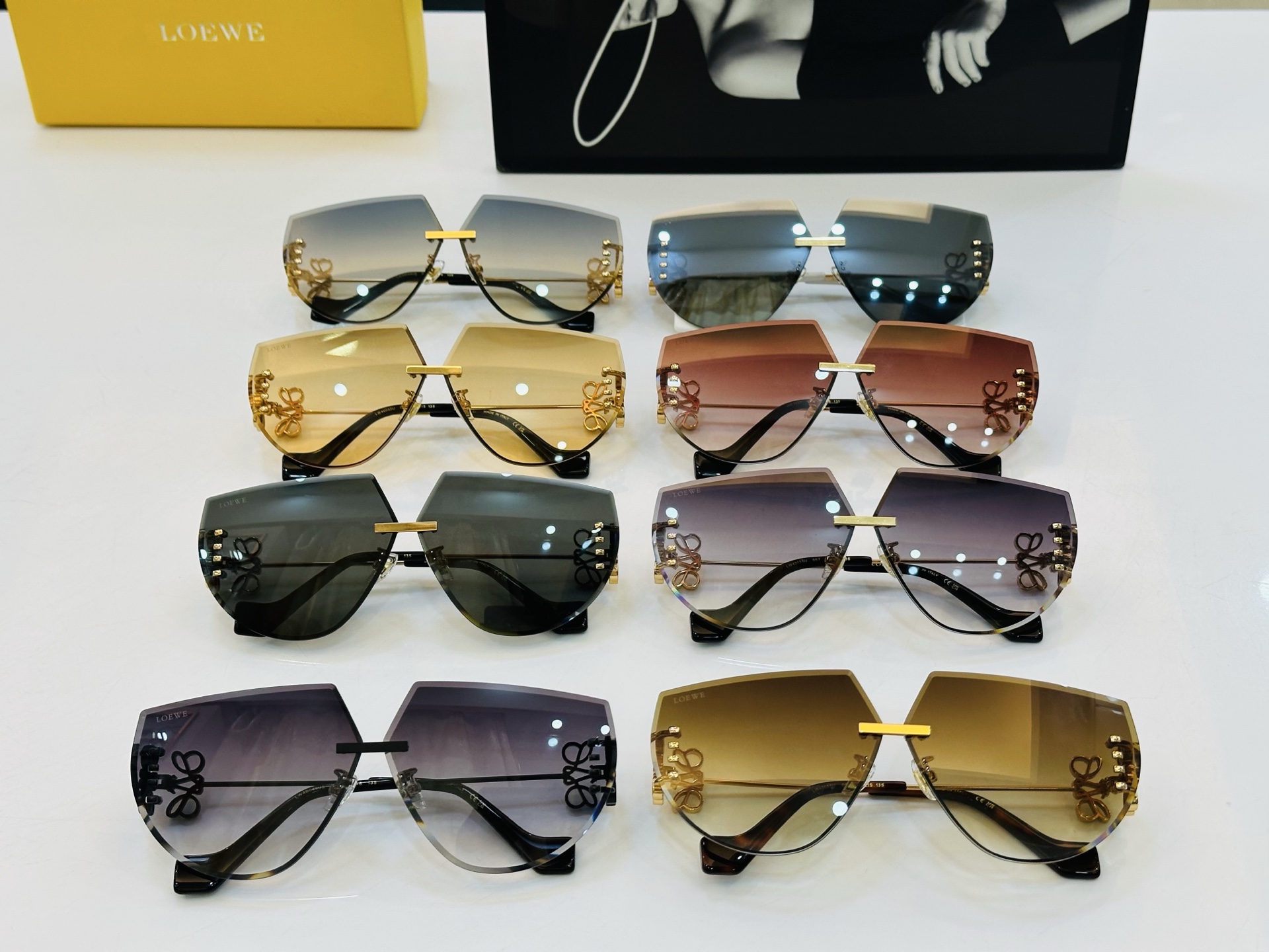 [TOP] LOEWE Sunglasses - 8 Color