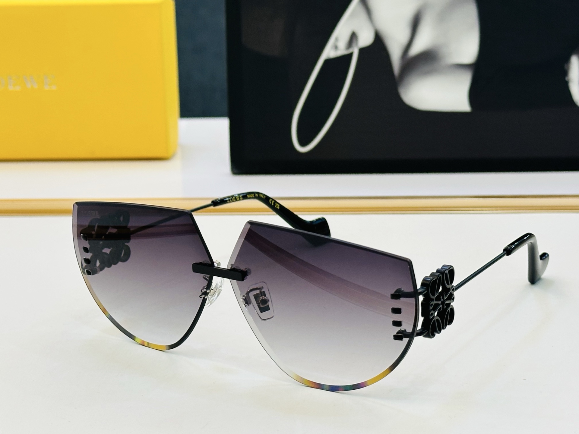 [TOP] LOEWE Sunglasses - 8 Color