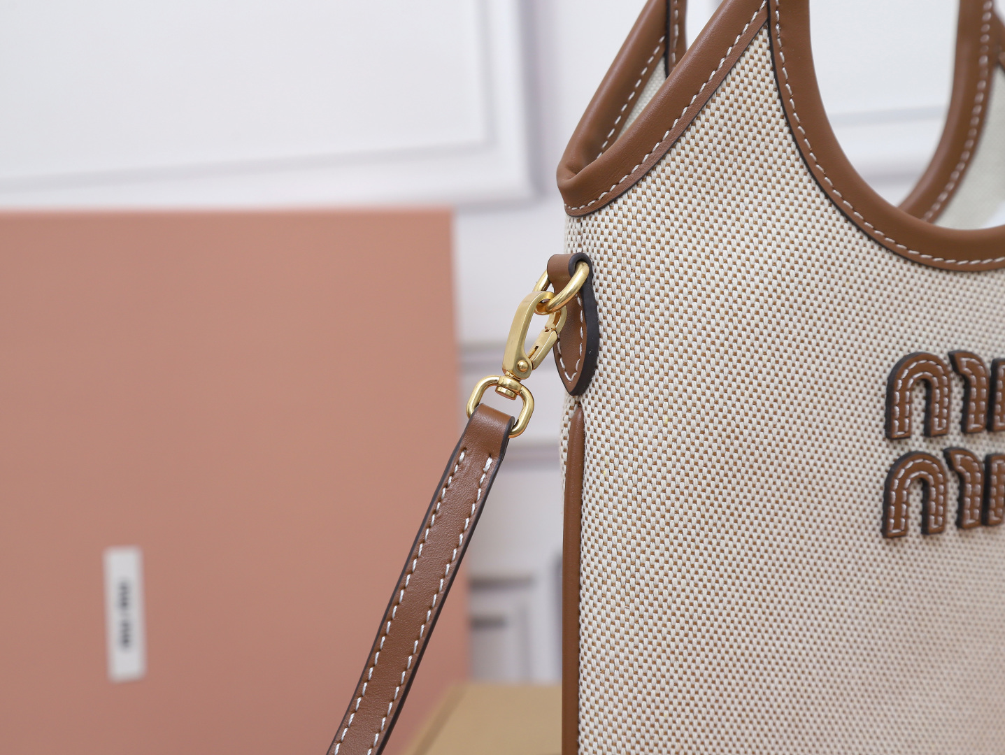 [TOP] Miu Miu Tote Bags 20x24cm/35x40cm - Beige