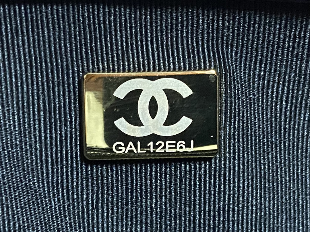 [TOP] CHANEL Backpack Calfskin 16.5x25x8.5cm - Black&GHW