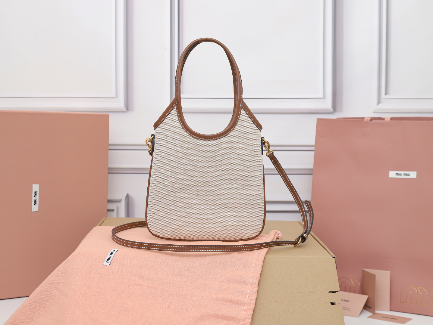 [TOP] Miu Miu Tote Bags 20x24cm/35x40cm - Beige